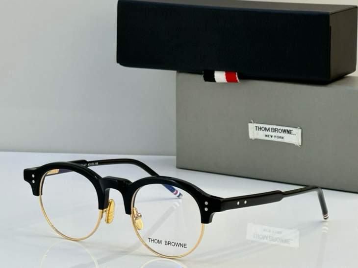 Picture of Thom Browne Sunglasses _SKUfw65039644fw